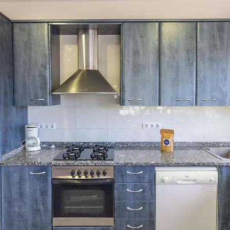 דירה Luminoso Con Terraza, Wifi, Garaje Y A 50m De La Playa En - Es-228-15 Llança